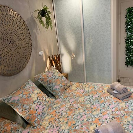 Bed and Breakfast Le Paon Bleu Annecy Poisy Екстер'єр фото