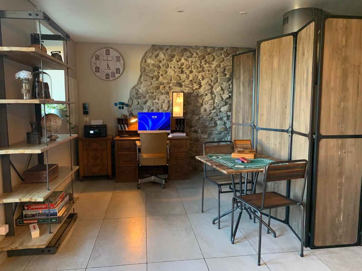 Bed and Breakfast Le Paon Bleu Annecy Poisy Екстер'єр фото